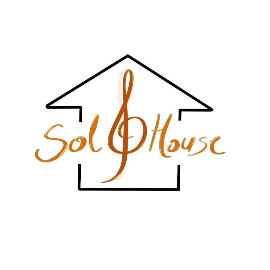 Solhouse Apartamento Gjirokastër Exterior foto